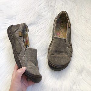 KEEN Cush Brown Slip On Shoes SZ 9